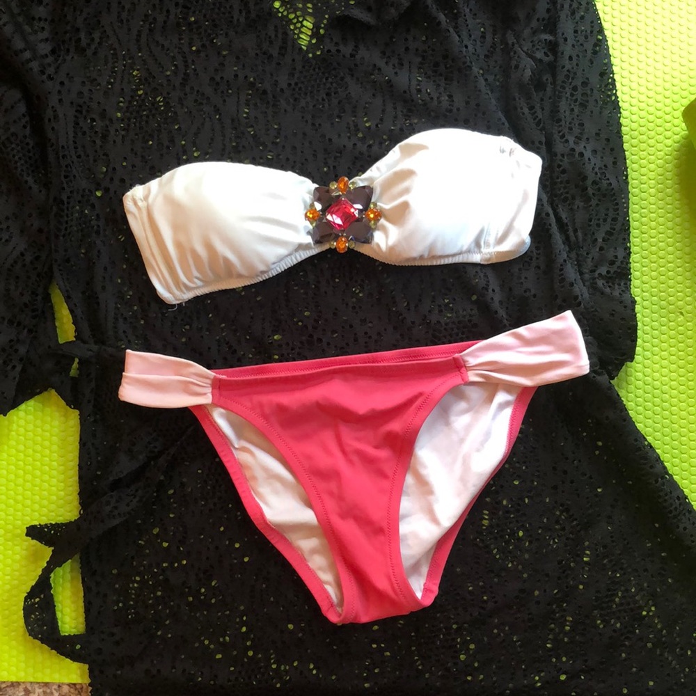 Victoria’s Secret Strapless Bikini
